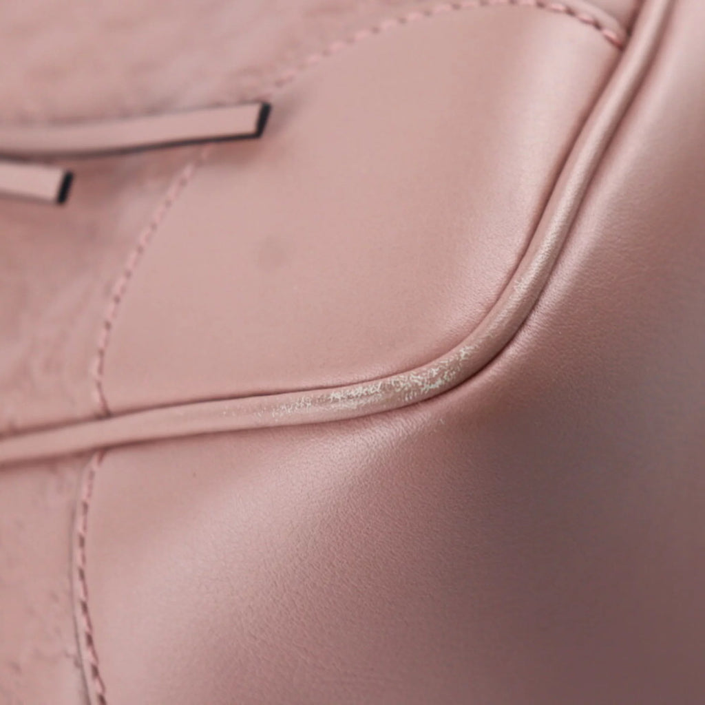 Pre-Owned Leather Pink Handbag B812