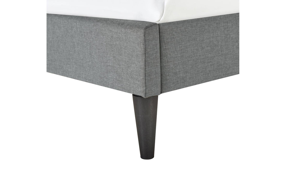 Vertical Channeled Platform Bed P554345