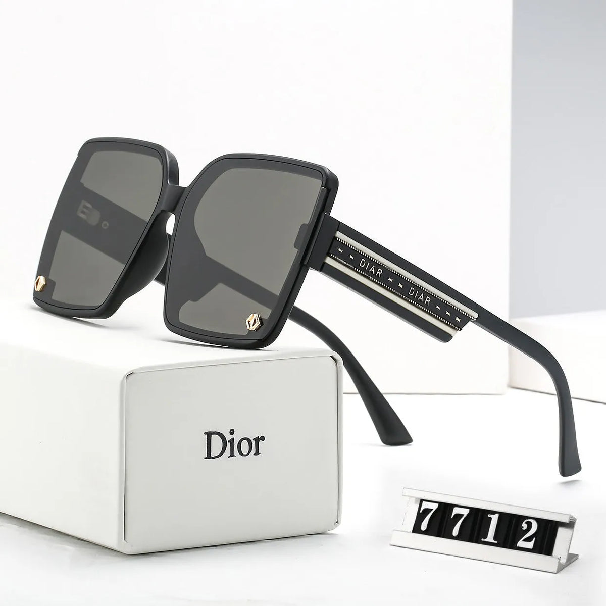 Fashion D Letter Double Color Polarized Sunglasses Y300895