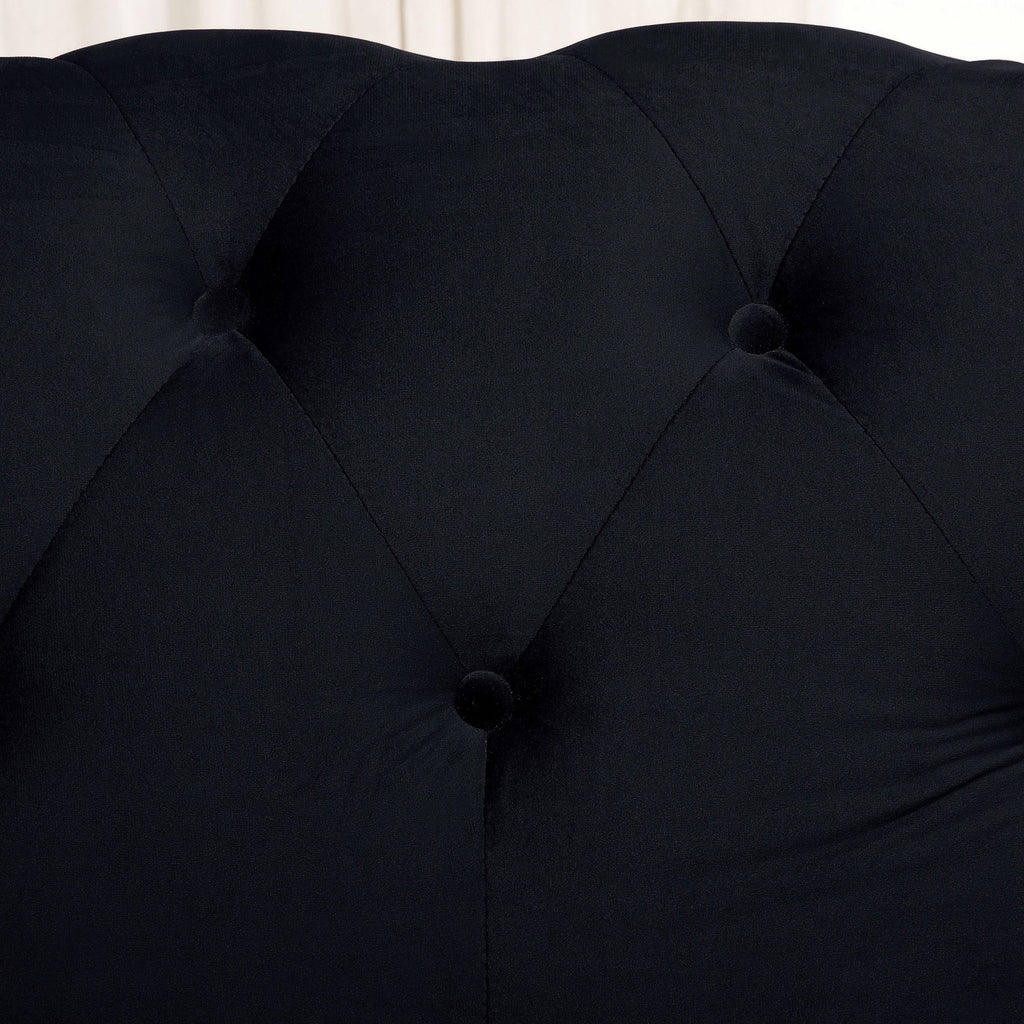 Grey Fabric Tufted Chair E527