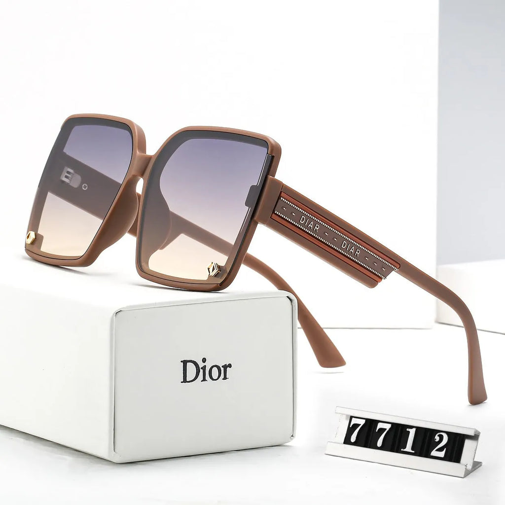 Fashion D Letter Double Color Polarized Sunglasses Y300895