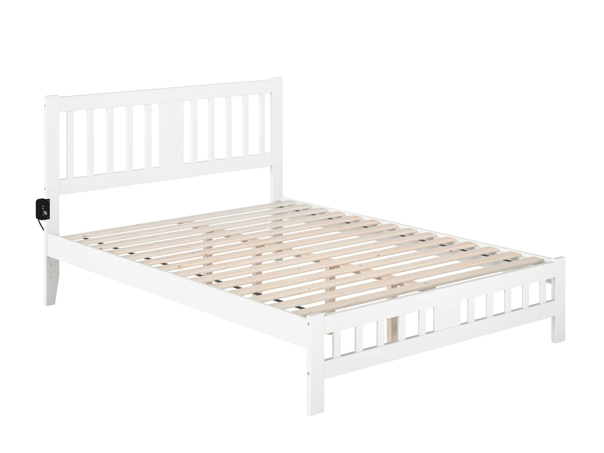 Queen Wood Platform Bed with Slatted Headboard and Footboard B206301