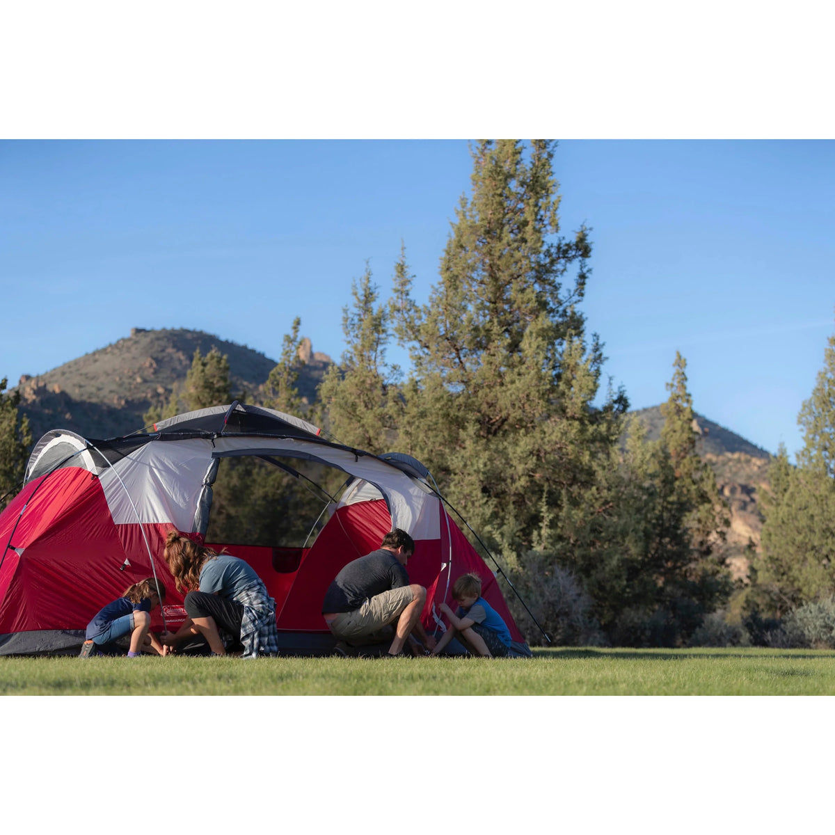 8-Person Dome-Style Camping Tent Z73289