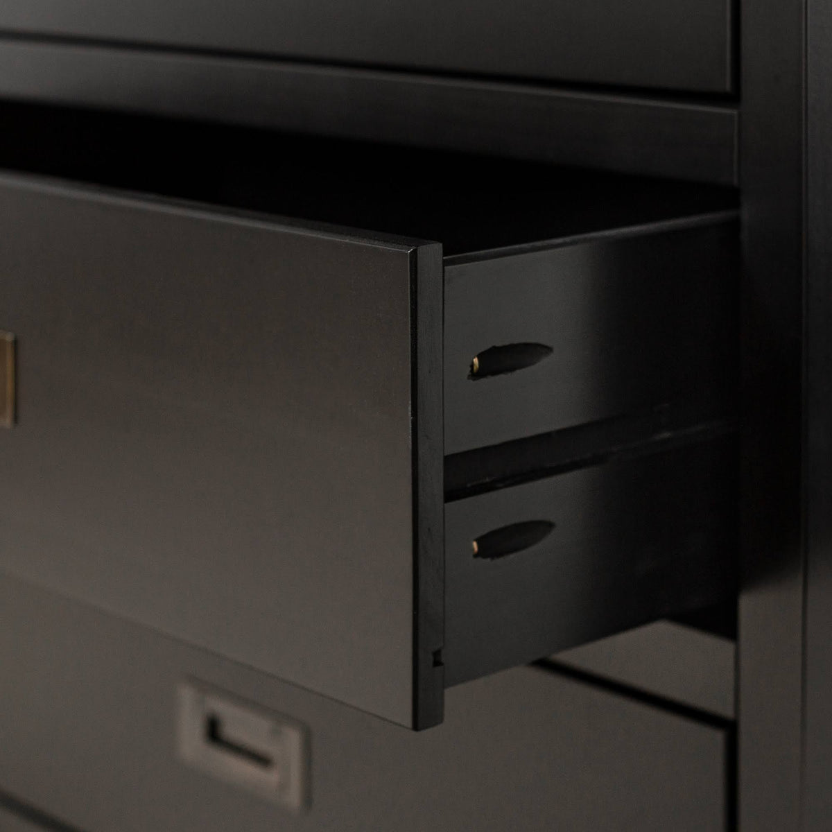 Black 4-Drawer Storage Chest E5595