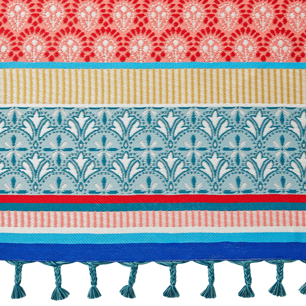 5' x 7' Multi-Color Outdoor Rug C18407