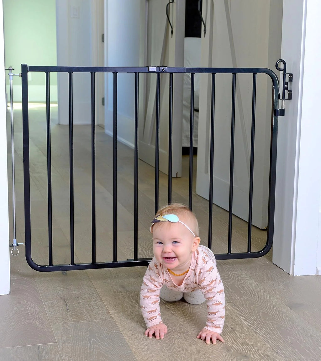 Adjustable Aluminum Baby Gate B98653