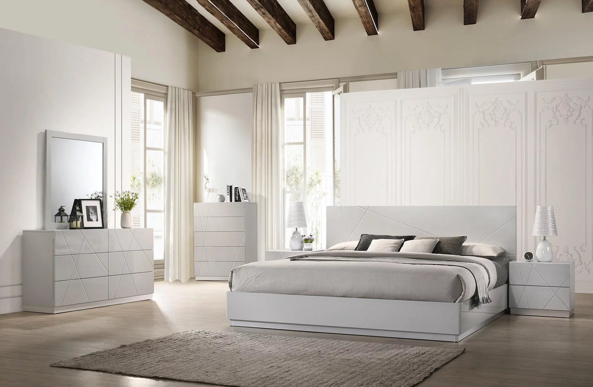 Grey Lacquer Finish King Size Bedroom Set 5Pcs J59630