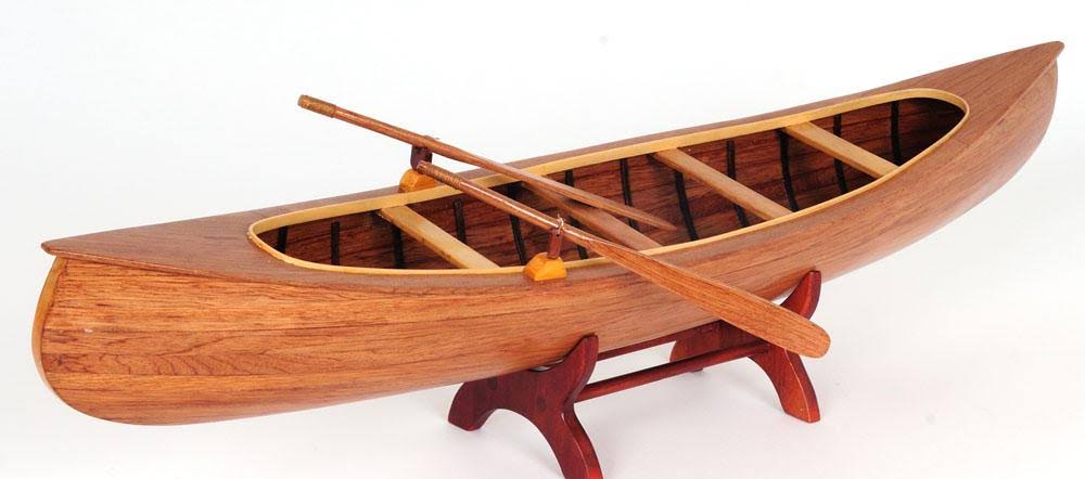 Canoe P59551