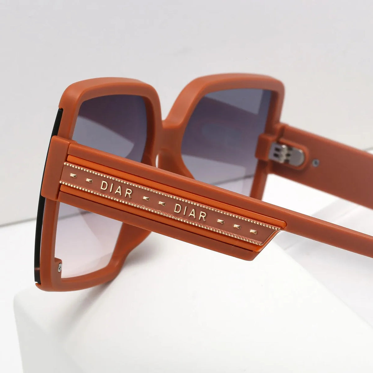 Fashion D Letter Double Color Polarized Sunglasses Y300895