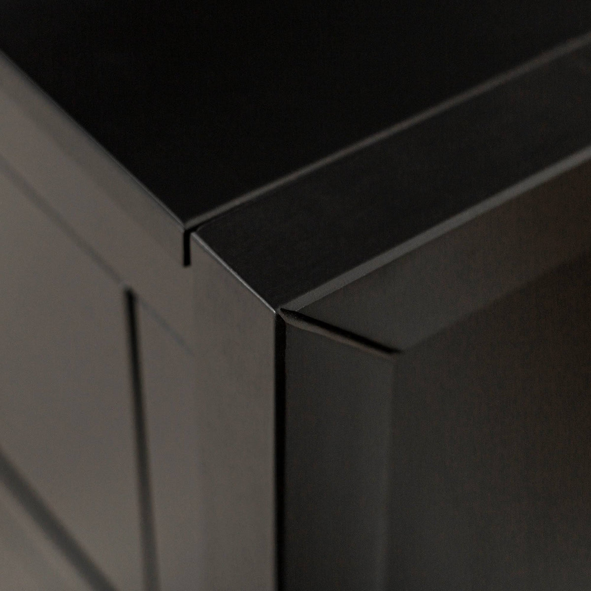 Black 4-Drawer Storage Chest E5595