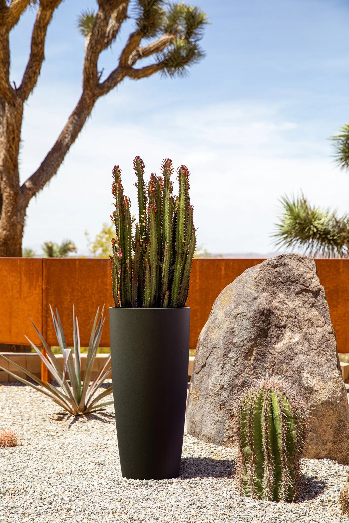 28" Black Plastic-Stone Planter J694026