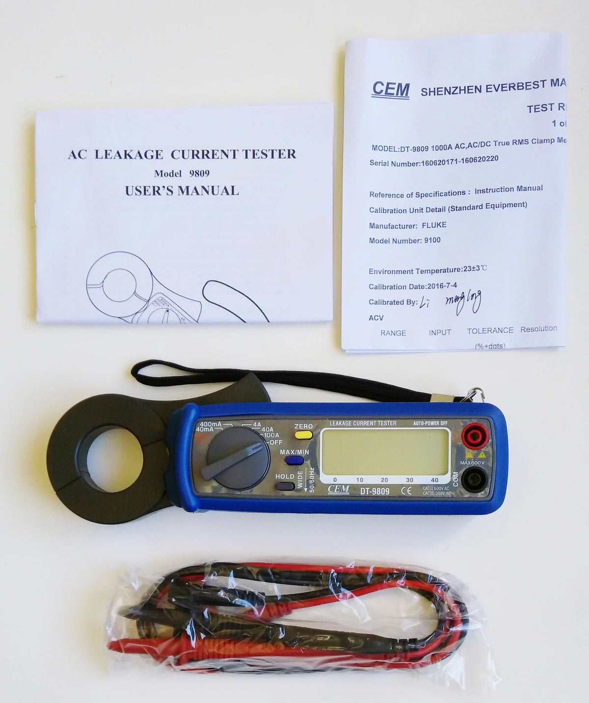 AC Leakage Current Tester Voltage Meter D210